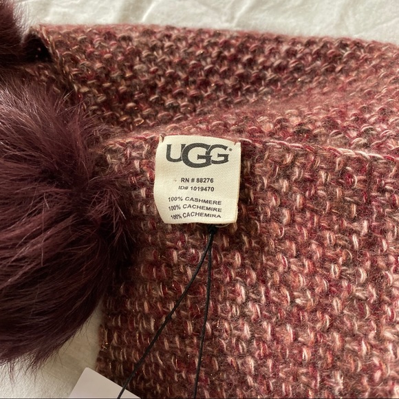 NWT UGG Quatro Pom Cashmere Scarf - Picture 3 of 4